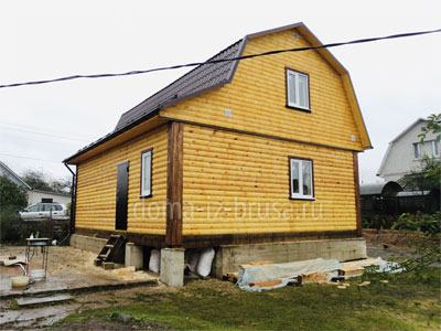 Фото 1. Дом 7,5х9 м из сухого профилированного бруса в городе Ярцево Смоленской области.